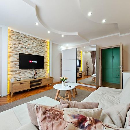Apartman Julija Donji Milanovac Εξωτερικό φωτογραφία