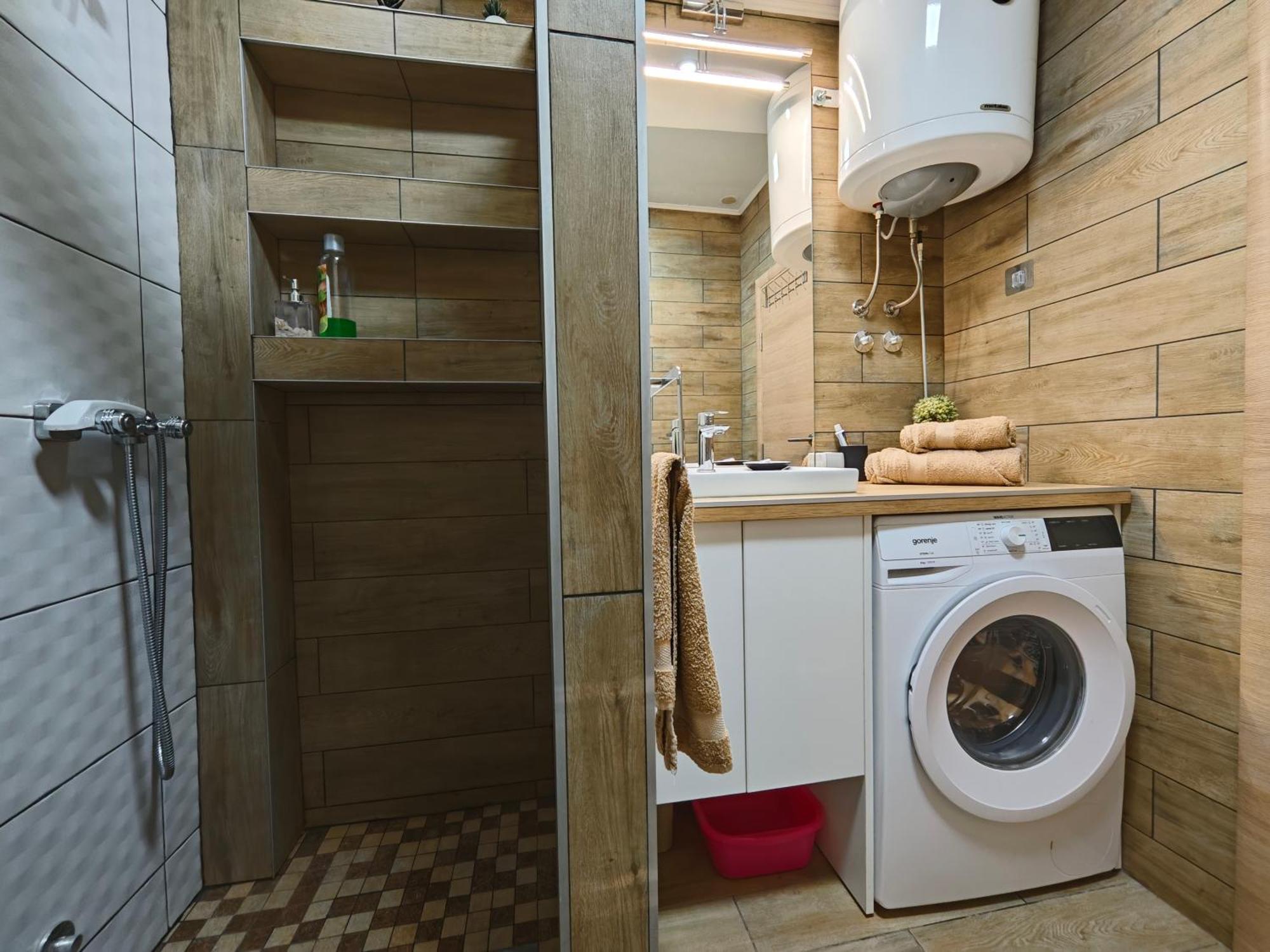 Apartman Julija Donji Milanovac Εξωτερικό φωτογραφία