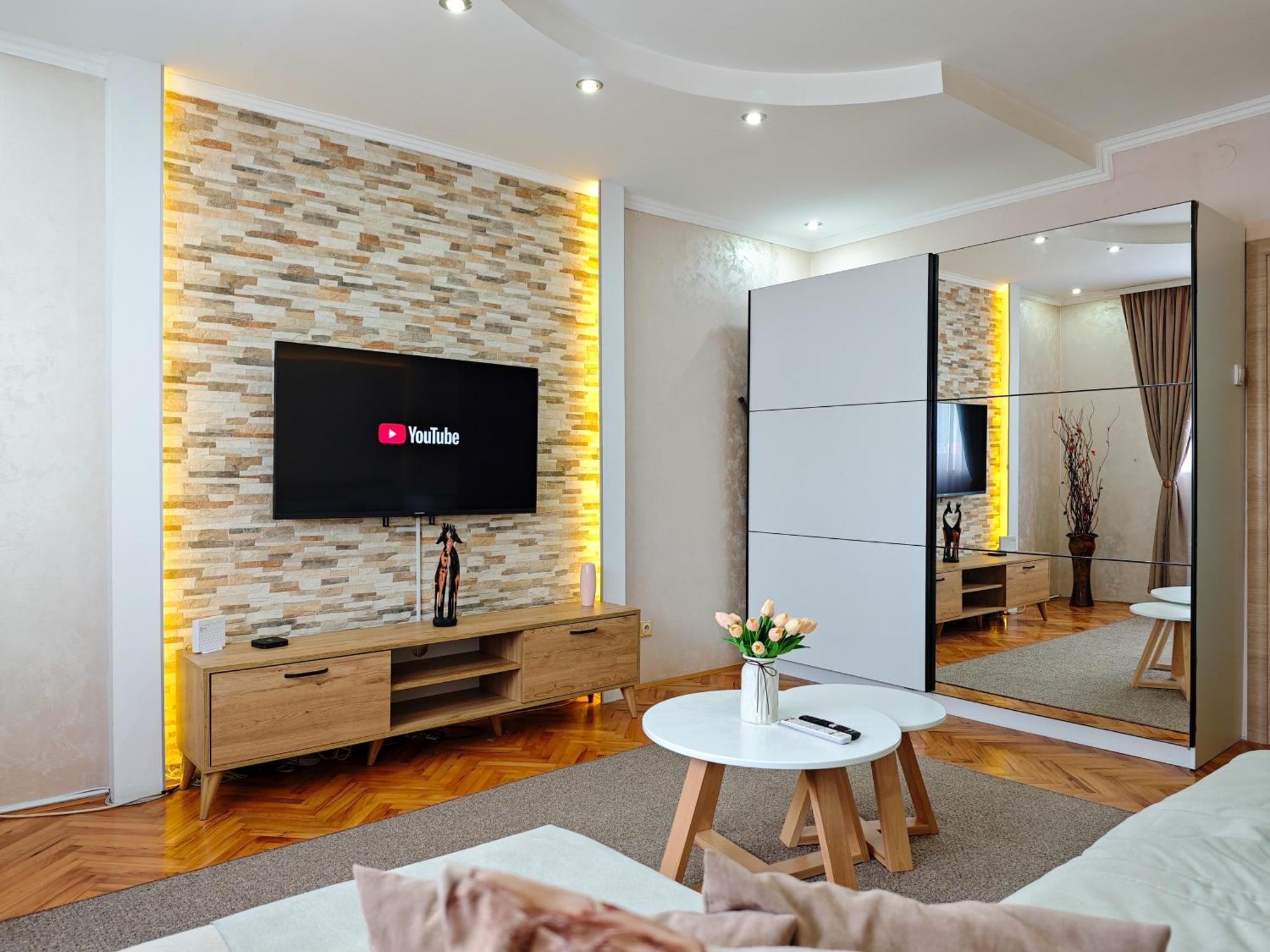 Apartman Julija Donji Milanovac Εξωτερικό φωτογραφία