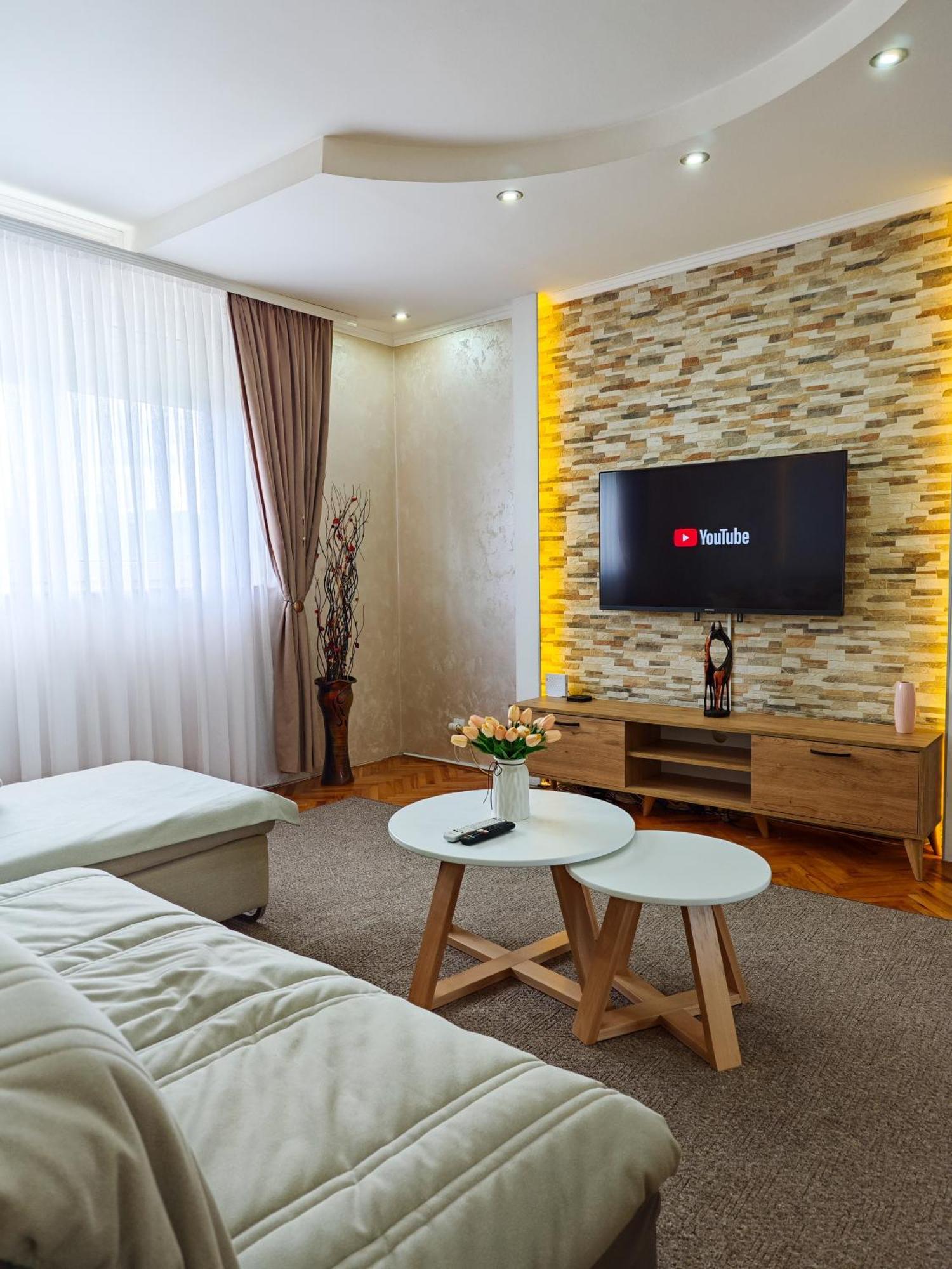 Apartman Julija Donji Milanovac Εξωτερικό φωτογραφία