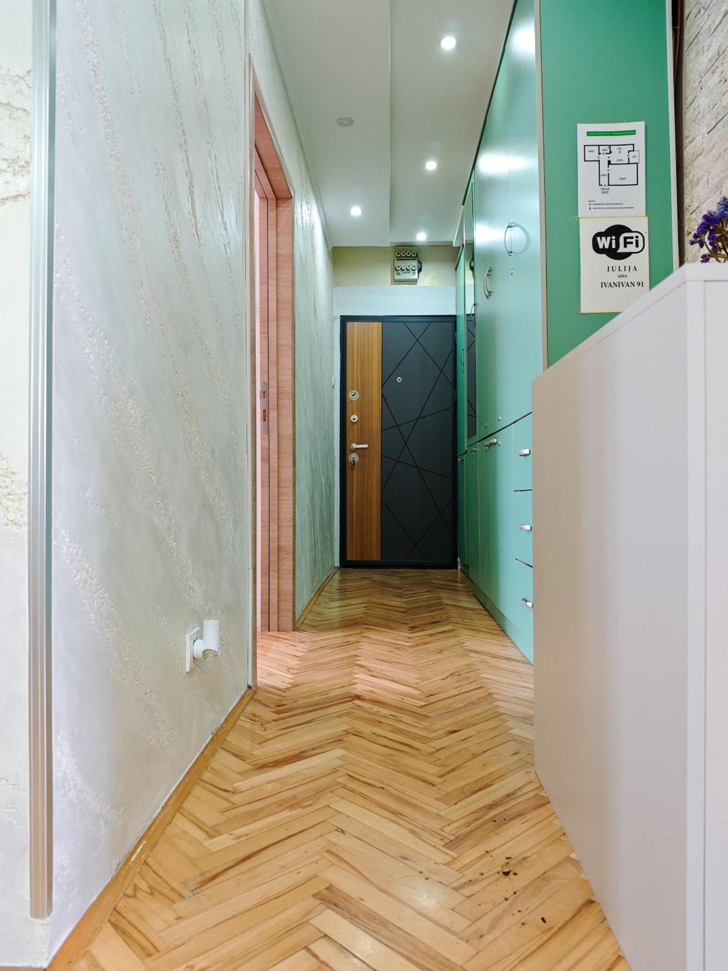 Apartman Julija Donji Milanovac Εξωτερικό φωτογραφία