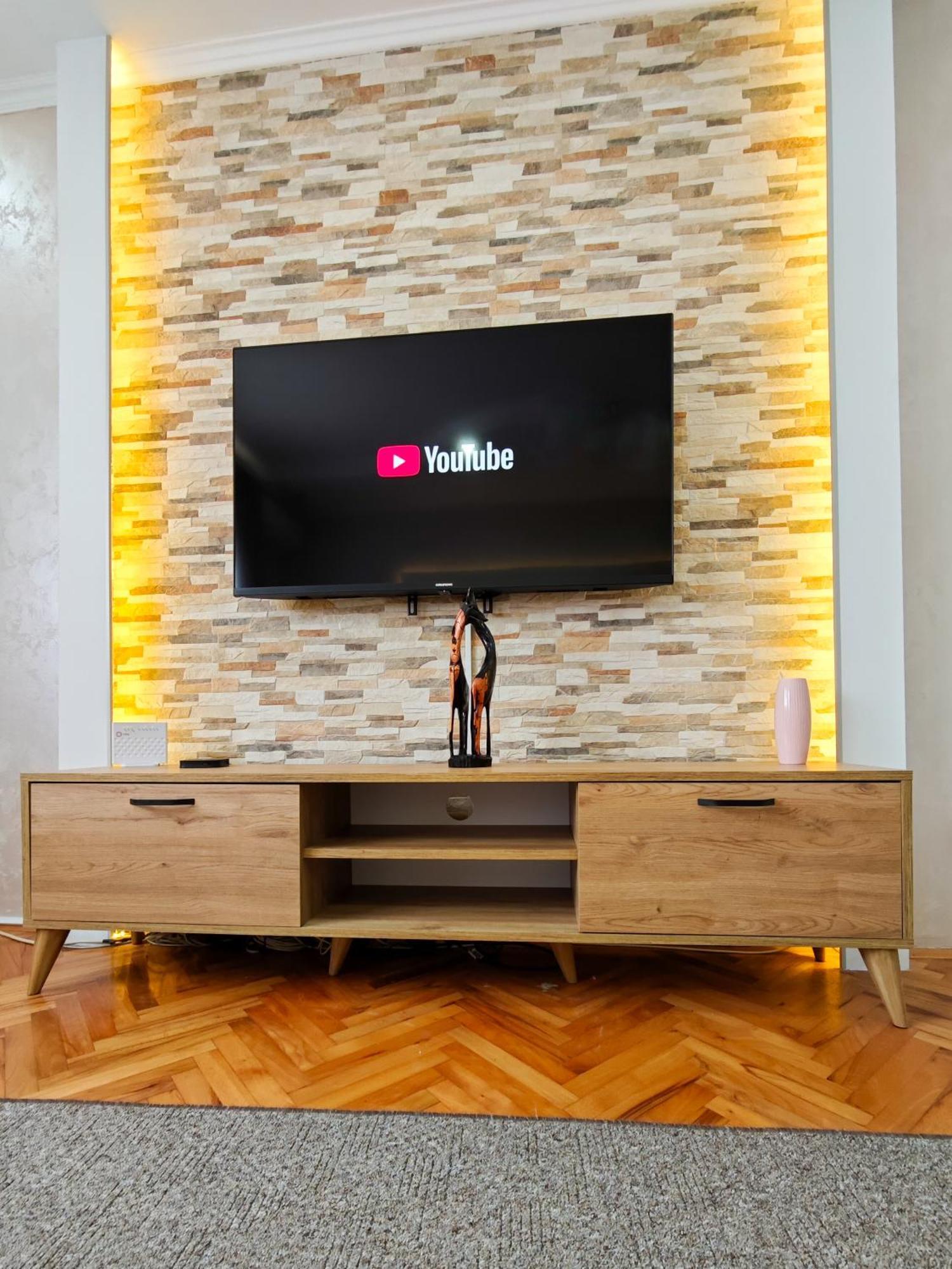 Apartman Julija Donji Milanovac Εξωτερικό φωτογραφία